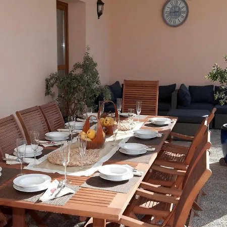 Luxurious 6-bedroom Just 10 Minutes From The * Manacor (Mallorca)